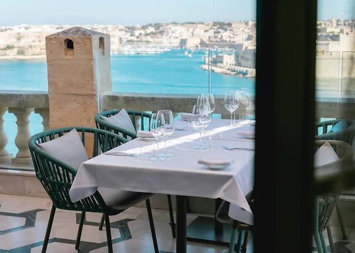 Iniala Harbour House